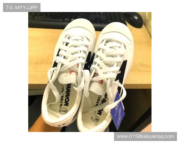 回力娱乐网:回力运动鞋的经典款式与新颖设计的完美融合展示 回力娱乐网:回力运动鞋的经典款式与新颖设计的完美融合展示